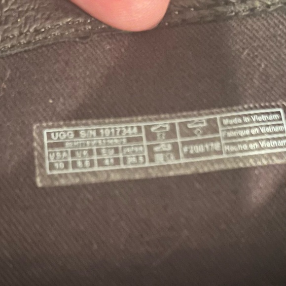 Elegant Black Knee-High Women's Boots - Picture 8 of 10